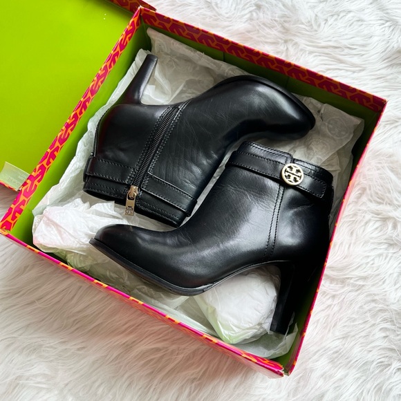 Tory Burch Black Bristol Equestrian Calf Ankle Bootie Shoes 7.5 - Picture 3 of 11